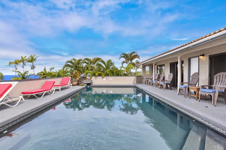 Breathtaking Ocean Views-Private Pool & Hot Tub!