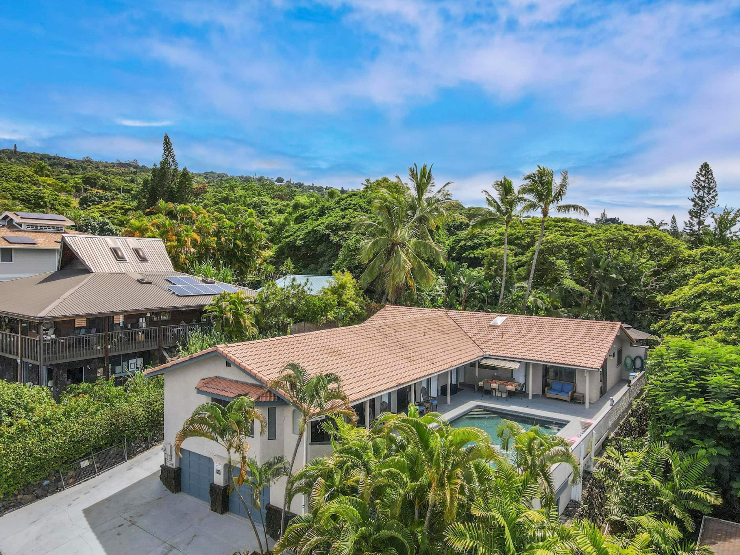 Home in Kailua-Kona · ★4.67 · 4 bedrooms · 7 beds · 4.5 private baths - Image 45