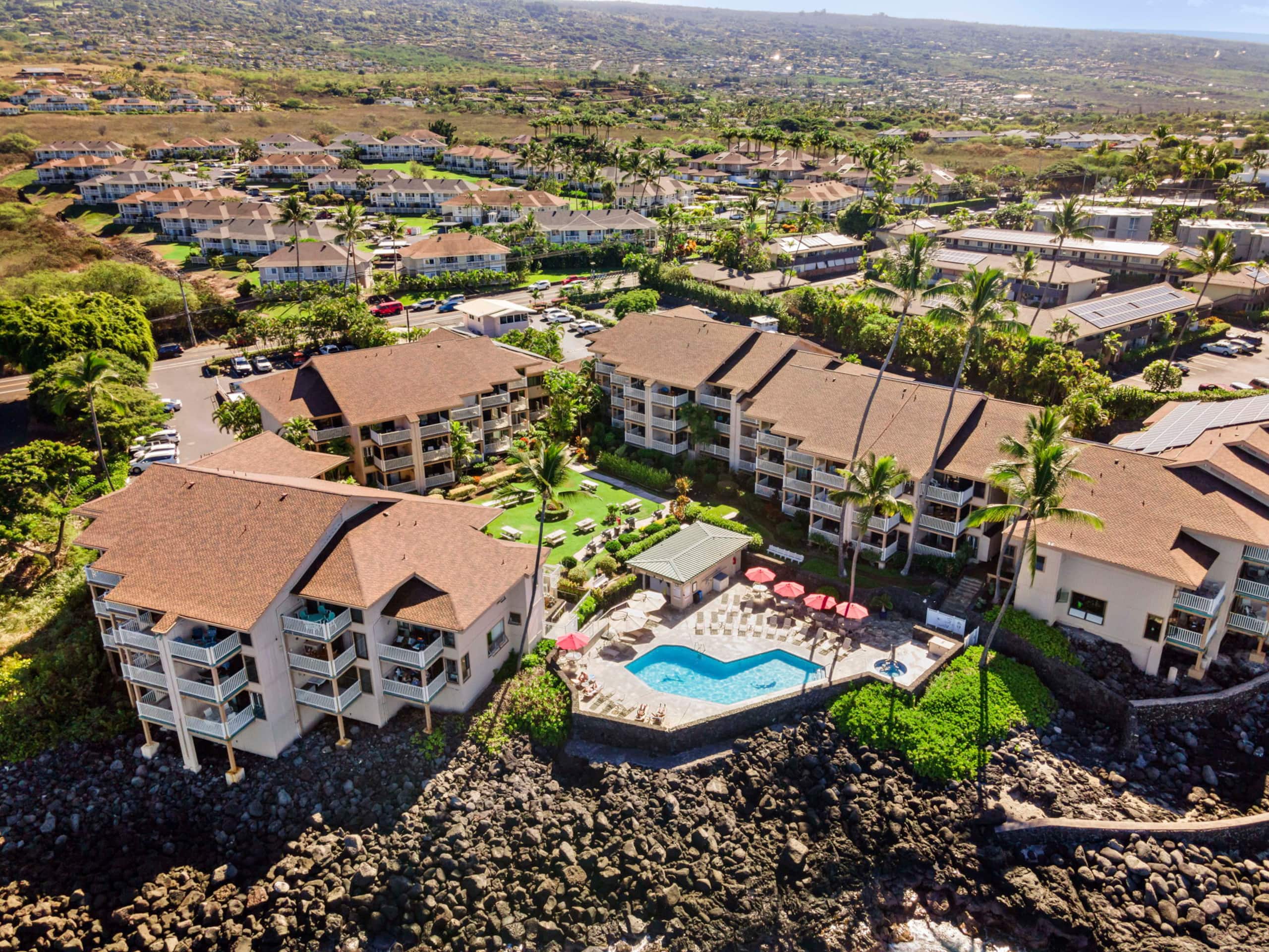 Condo in Kailua-Kona · ★4.88 · 2 bedrooms · 2 beds · 2 baths - Image 38