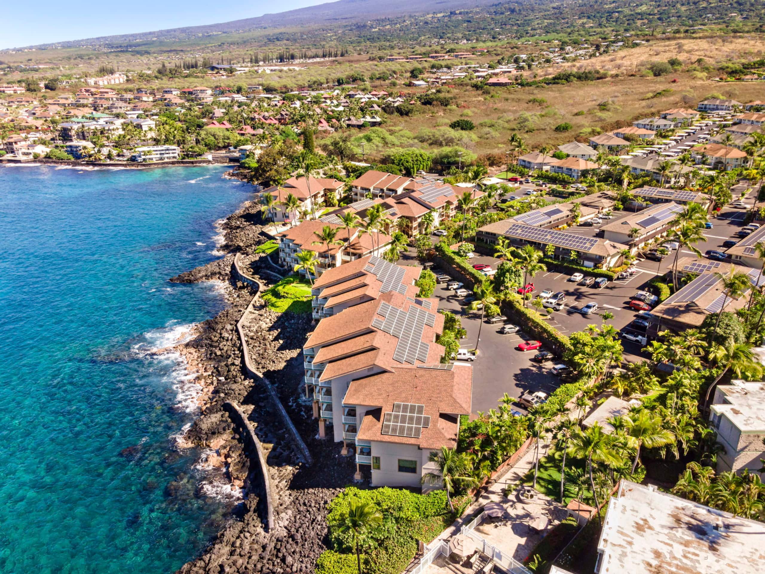 Condo in Kailua-Kona · ★4.88 · 2 bedrooms · 2 beds · 2 baths - Image 35