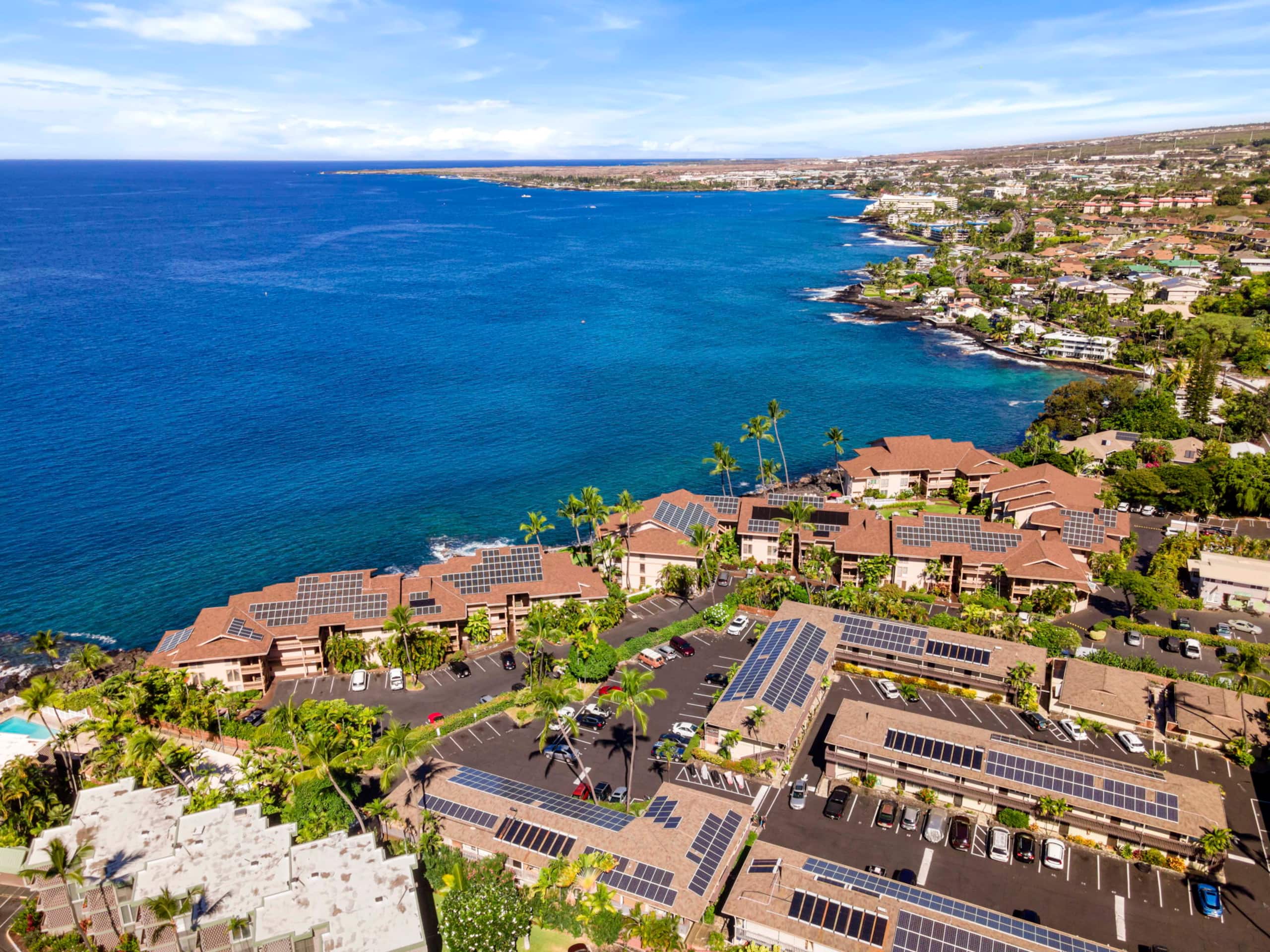 Condo in Kailua-Kona · ★4.88 · 2 bedrooms · 2 beds · 2 baths - Image 39