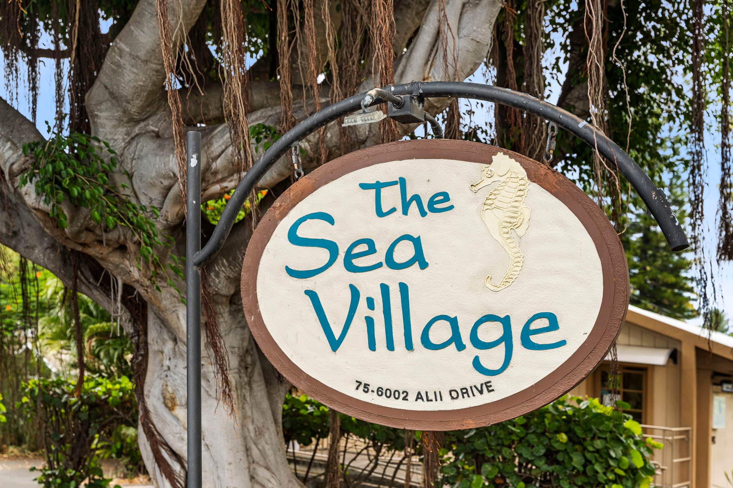 Condo in Kailua-Kona · ★4.88 · 2 bedrooms · 2 beds · 2 baths - Image 30