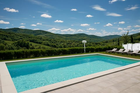 Mathis House Best View in Chianti, Exclusive Pool