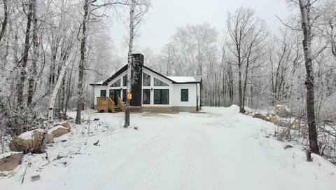 The Cottage at Grand Marais