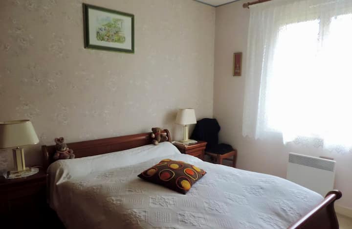 საძინებელი 1