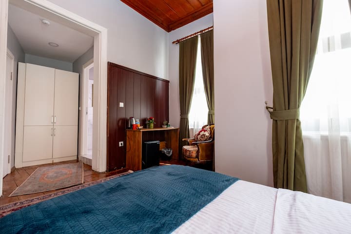 106. Charming Cozy Room With High Ceilings 1.floor - Istanbul