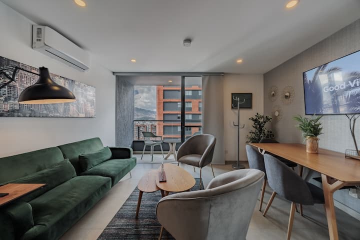 Elegant & Luxury Apt | 2 Br | Ac | Pool | Poblado - Medellín, Colombia