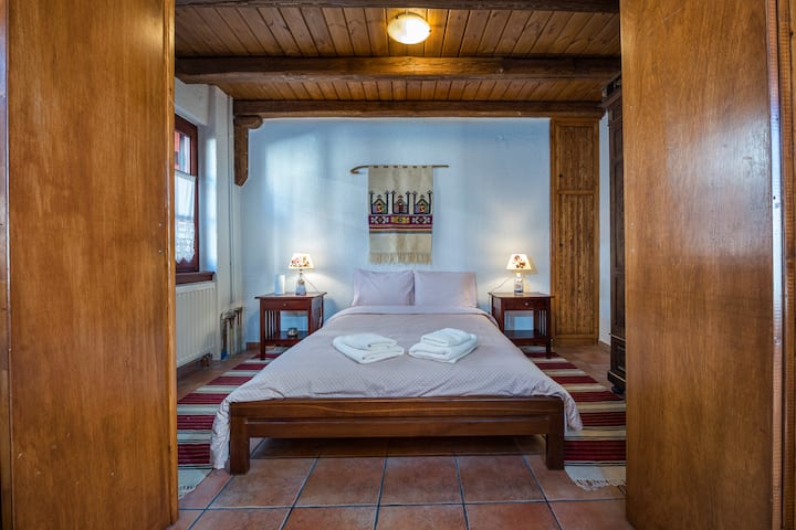 غرفة النوم 1