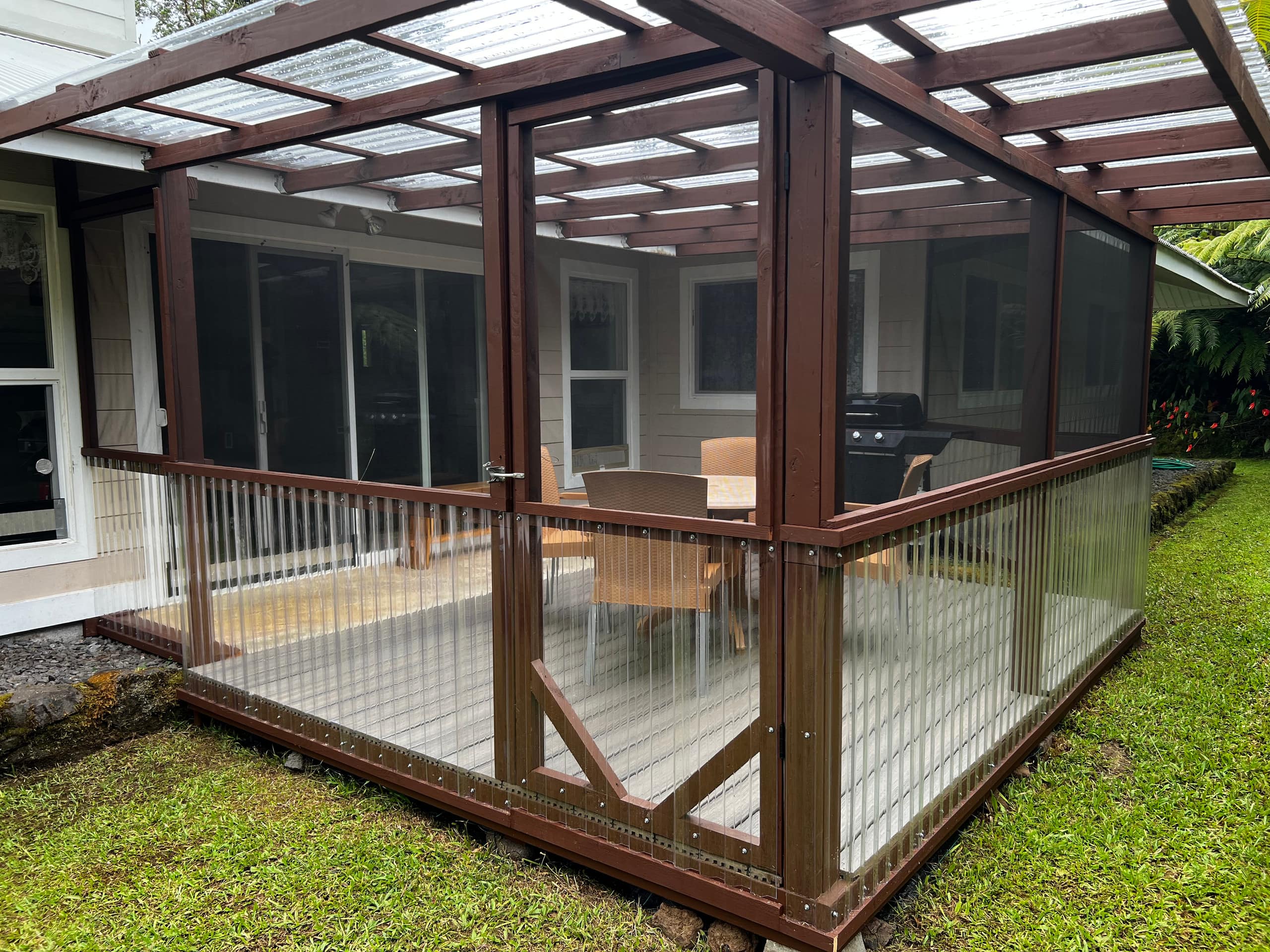 Home in Hilo · ★4.94 · 4 bedrooms · 7 beds · 2.5 private baths - Image 17