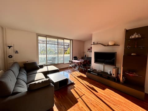 Superb apartment in Paris la Défense aréa near metro