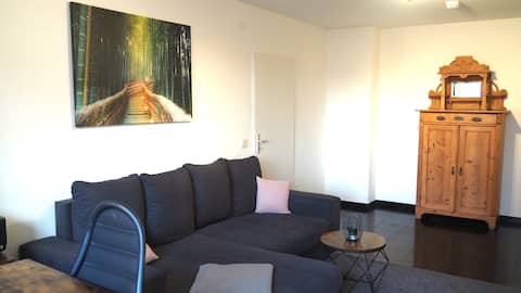 Leistungsstarkes Airbnb: Apartment near Klinikum Lu/BASF/Mannheim with parking in Ludwigshafen Am Rhein