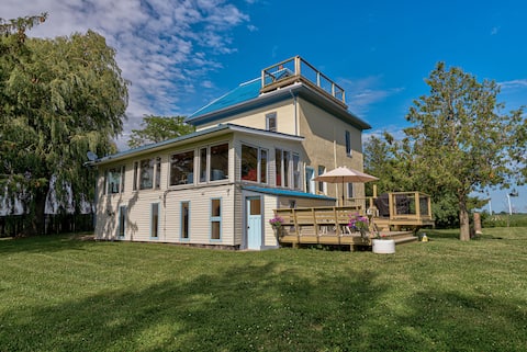 Shamrock Beach Cottage