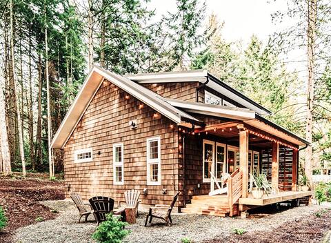 Modern Scandinavian Cottage near Sidney