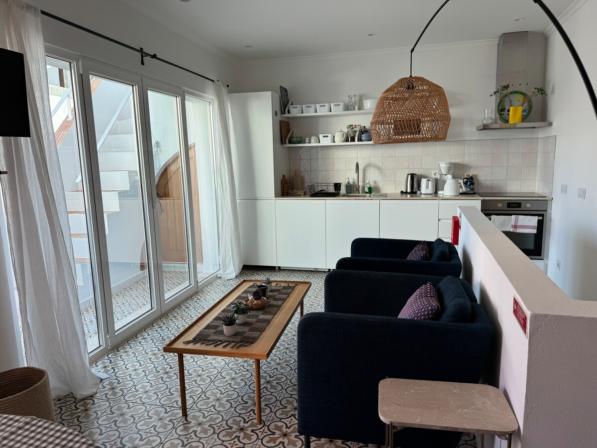 Top Airbnb: Casa W olhão Janeiro - sea views & rooftop terrace in Olhão