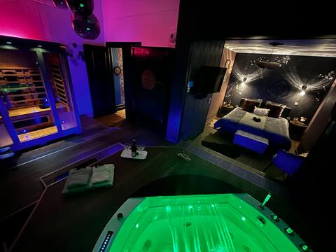 ♥️La Suite KASSIÔPEE♥️ Romantic, Balneo, Sauna