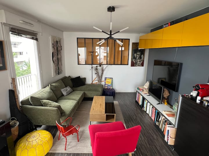 Grand Appart Moderne, Terrasse, Paris Centre 20min - Eaubonne