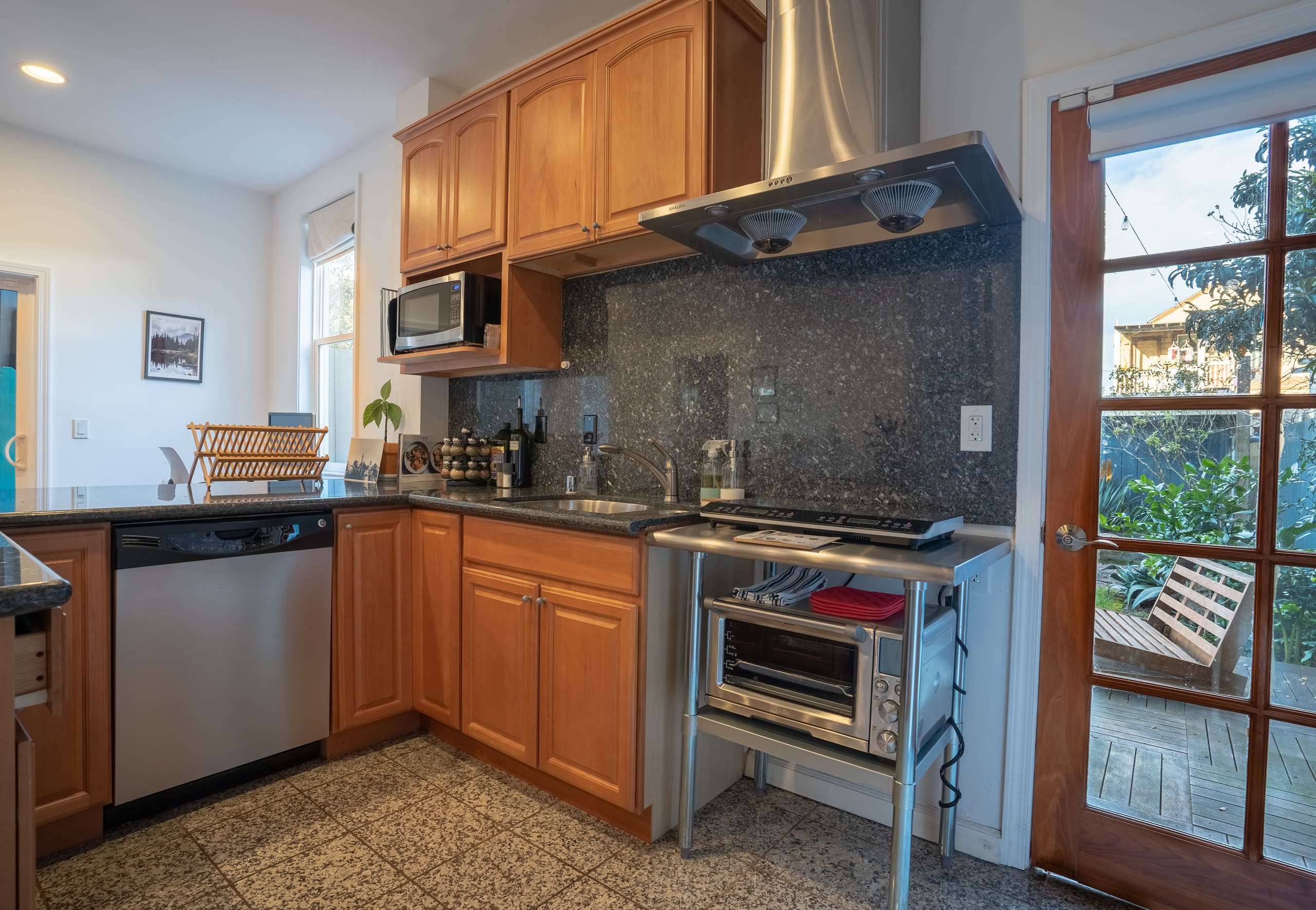Lush 1-bedroom suite with free garage parking - Image 10