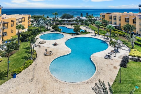 4BR OceanFront Penthouse w/ Rooftop, HotTub, View