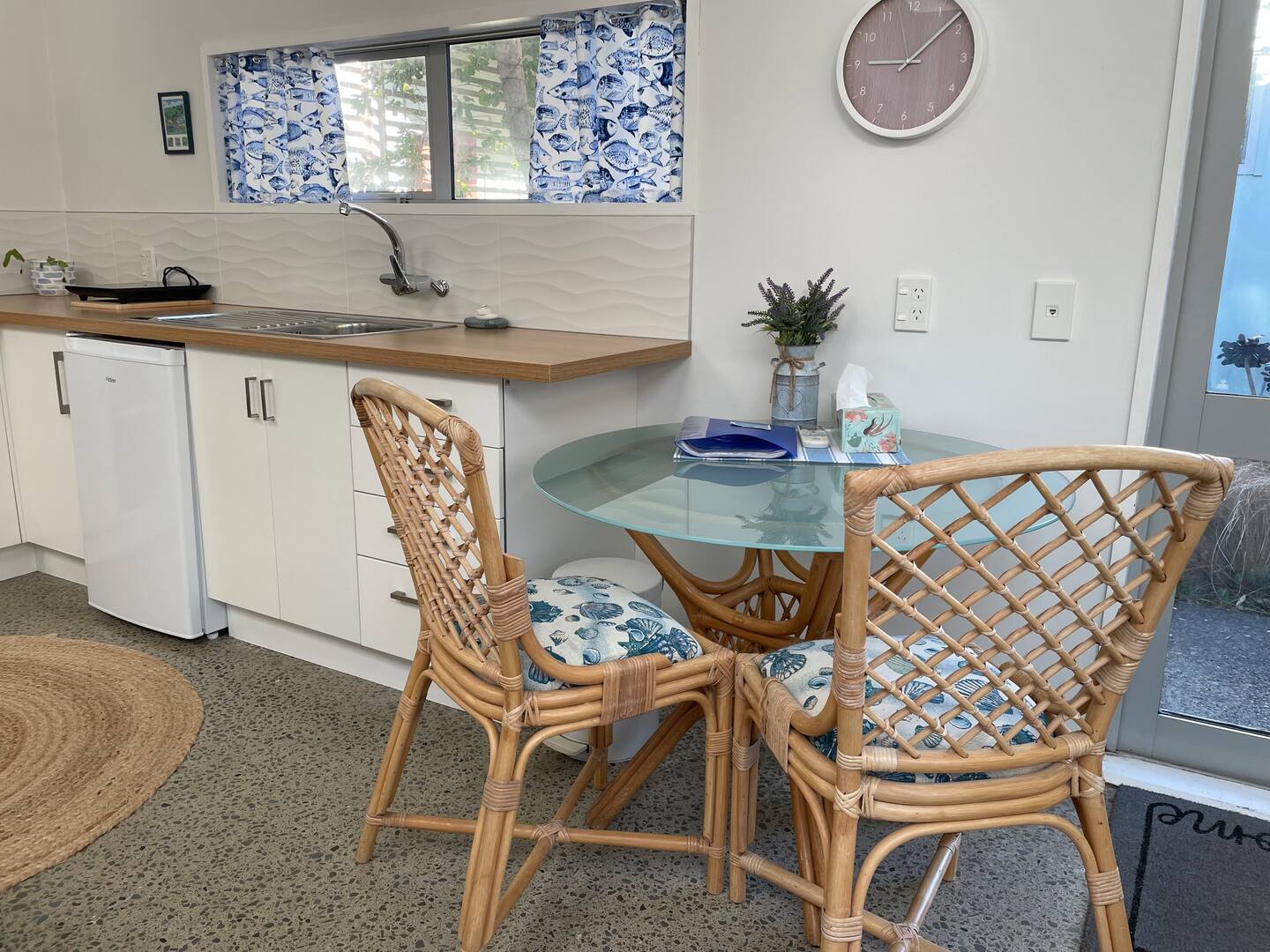 The Happy Seagull: Bright & Breezy B&b By The Sea. 5