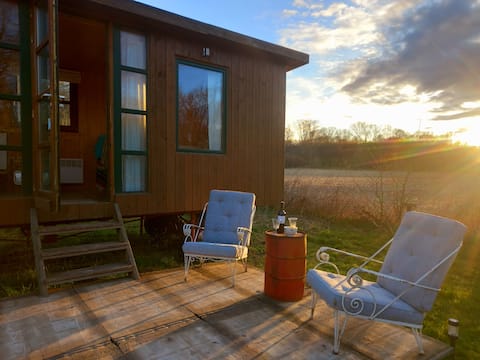 The trailer at the Pont-à-Lalieux farm