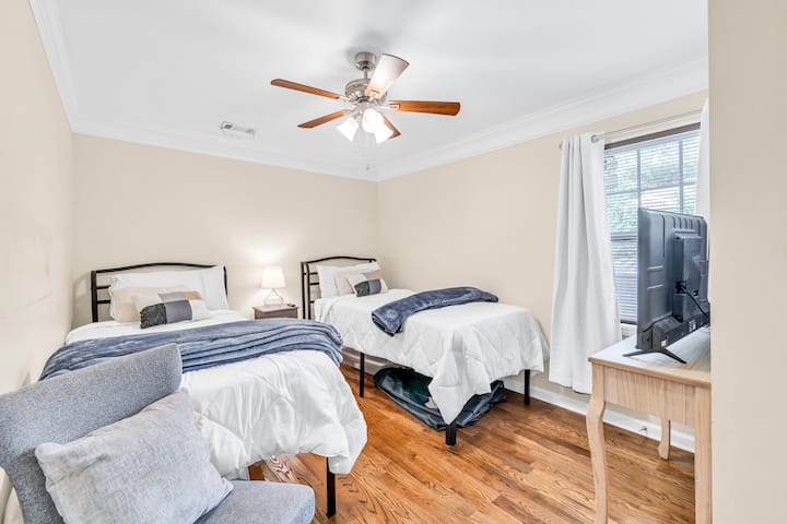 Ორი XL ტყუპი ან დიდი საწოლი, რომელიც გირჩევნიათ 