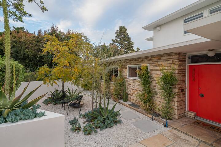 Los Angeles View Park Mid Century gallery image 3