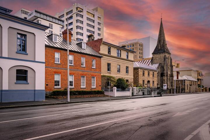 55 DAVEY Townhouse 2 Salamanca at your doorstep gallery image 3