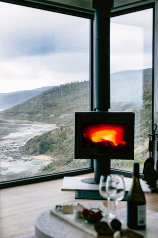 The Nook – relaxing home breathtaking ocean views gallery image 3