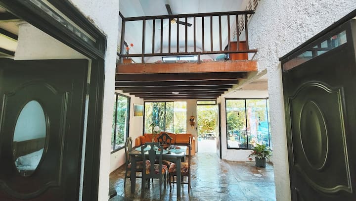 Hermosa Quinta Con Piscina - Honda