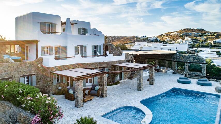 Villa with Pool & Sunrise Views – 2024 Renovation