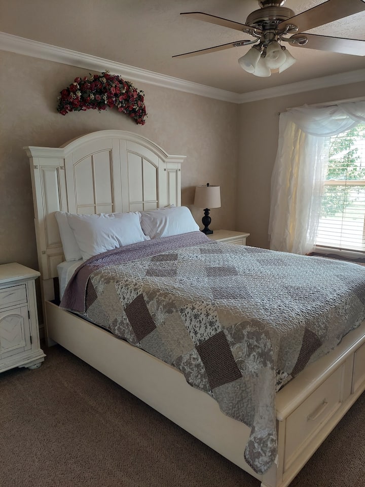 غرفة النوم 1