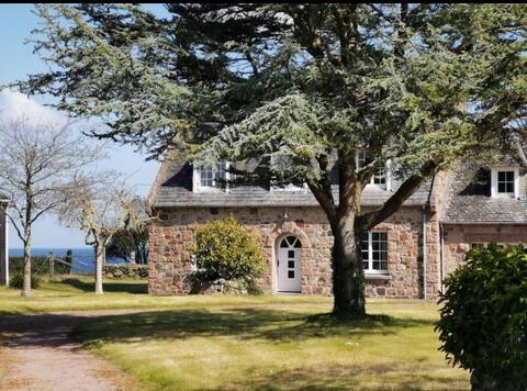 House 8 people, seaside, sea view
