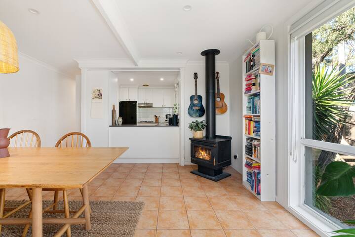 The Terracotta Palace – Stylish 3 Bedrooms in Rye gallery image 5