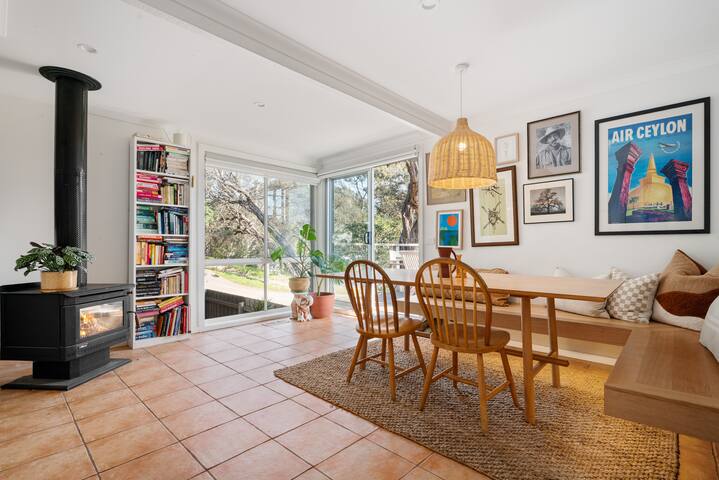 The Terracotta Palace – Stylish 3 Bedrooms in Rye gallery image 4