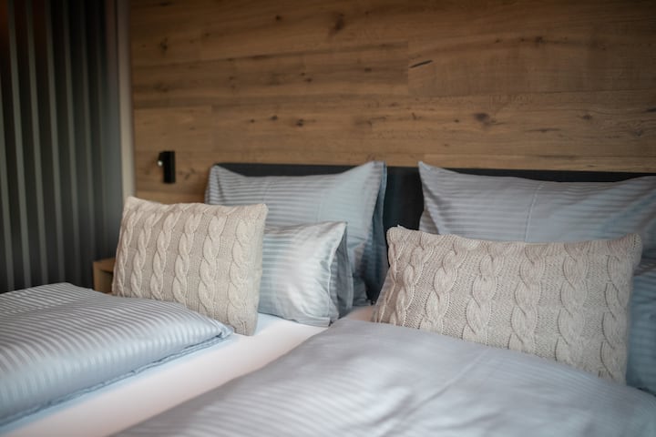 Двойно легло с двойно легло 2 - ма души