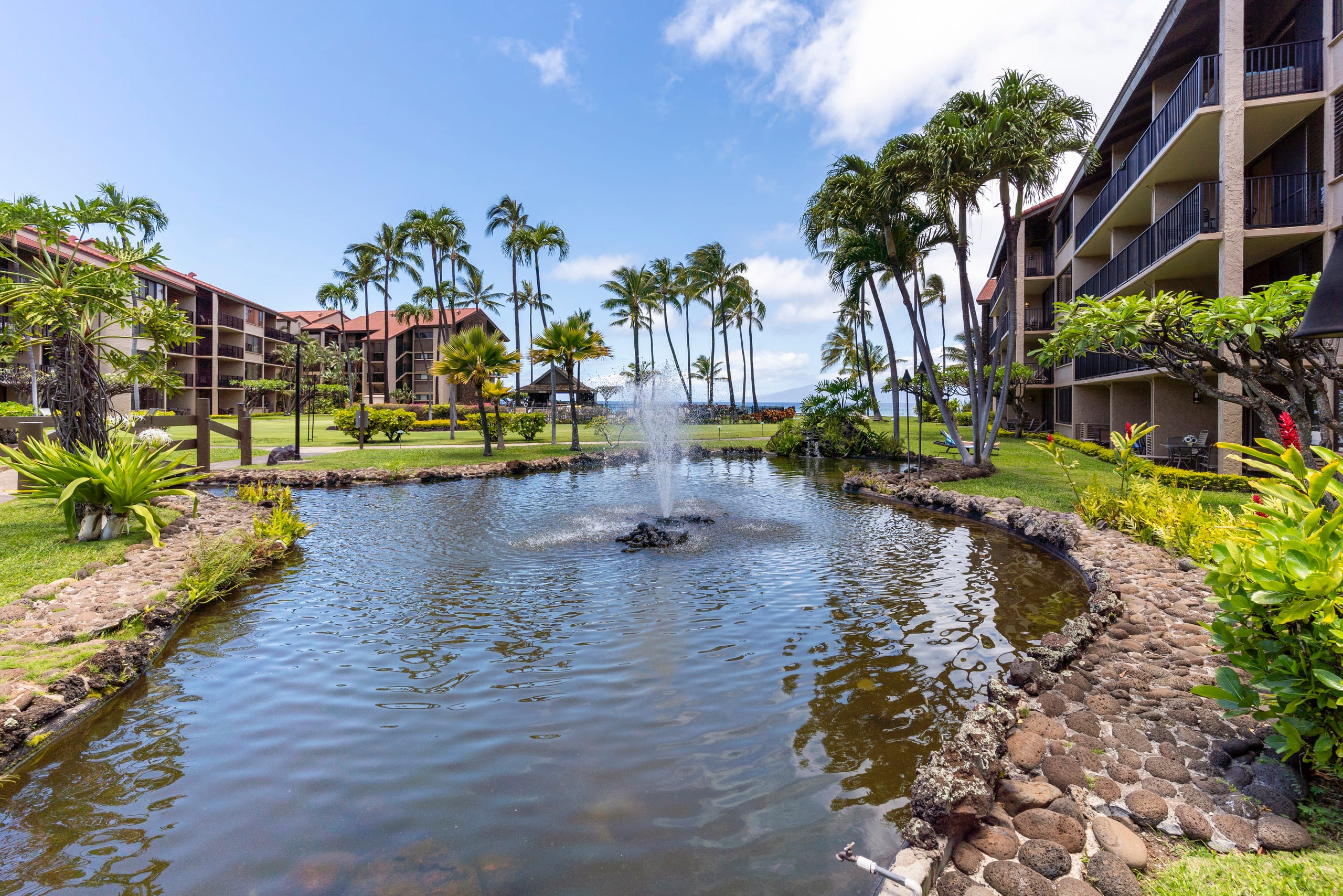 Condo in Lahaina · ★4.88 · 3 bedrooms · 5 beds · 2 baths - Image 63
