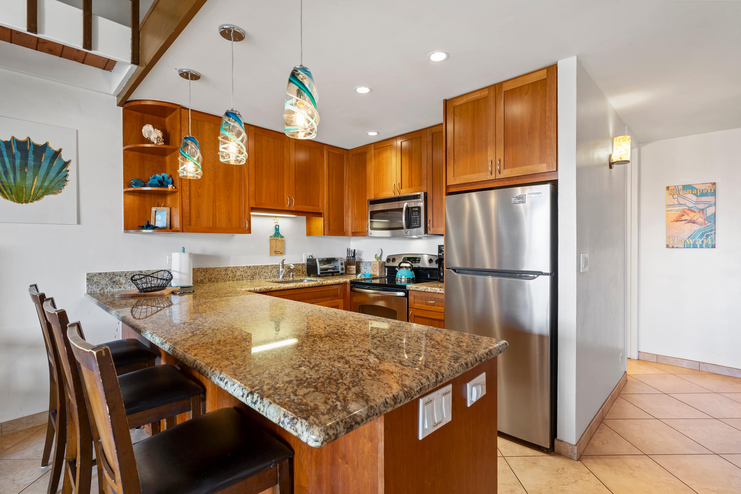 Condo in Lahaina · ★4.88 · 3 bedrooms · 5 beds · 2 baths - Image 11