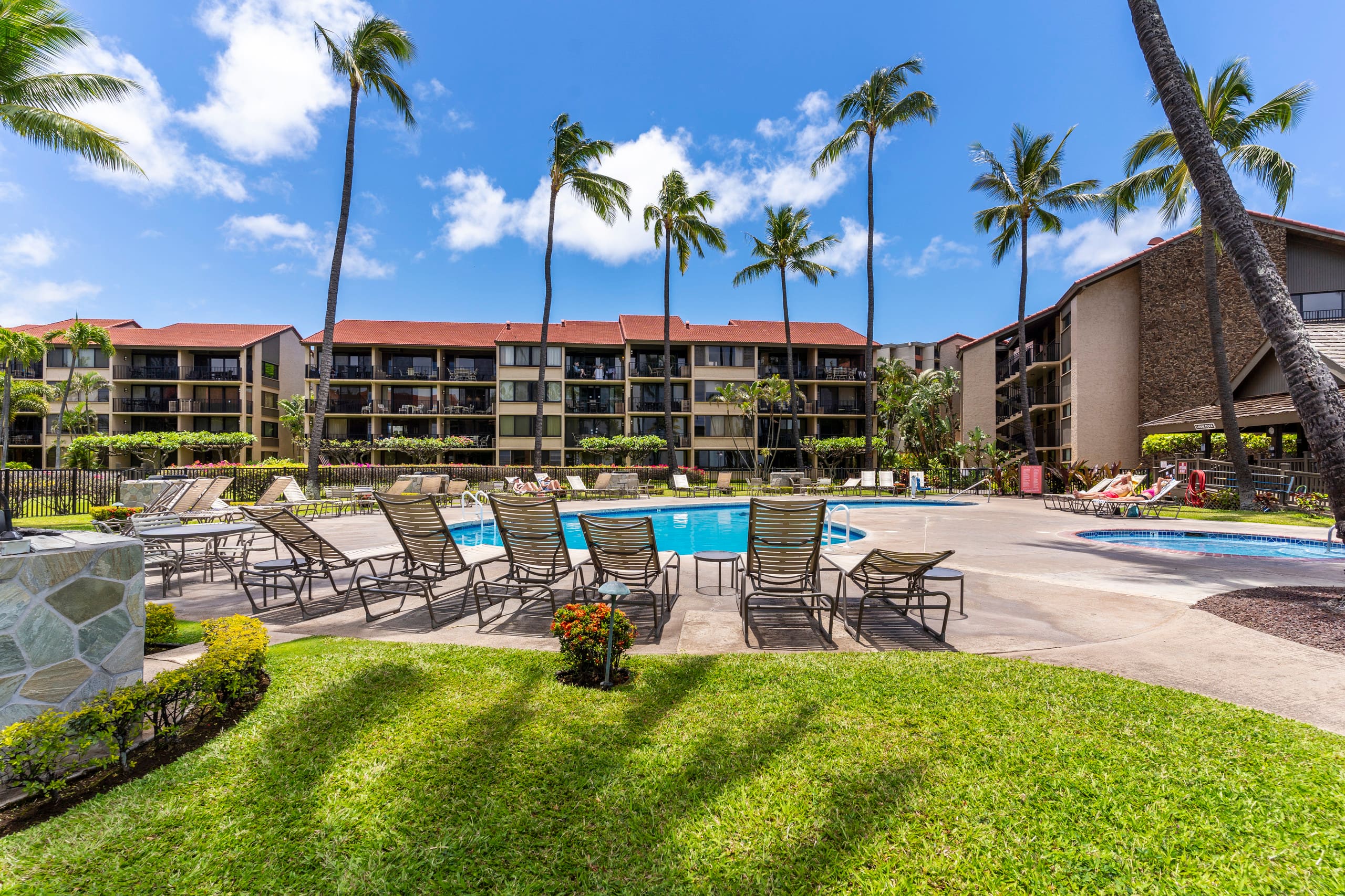 Condo in Lahaina · ★4.88 · 3 bedrooms · 5 beds · 2 baths - Image 39