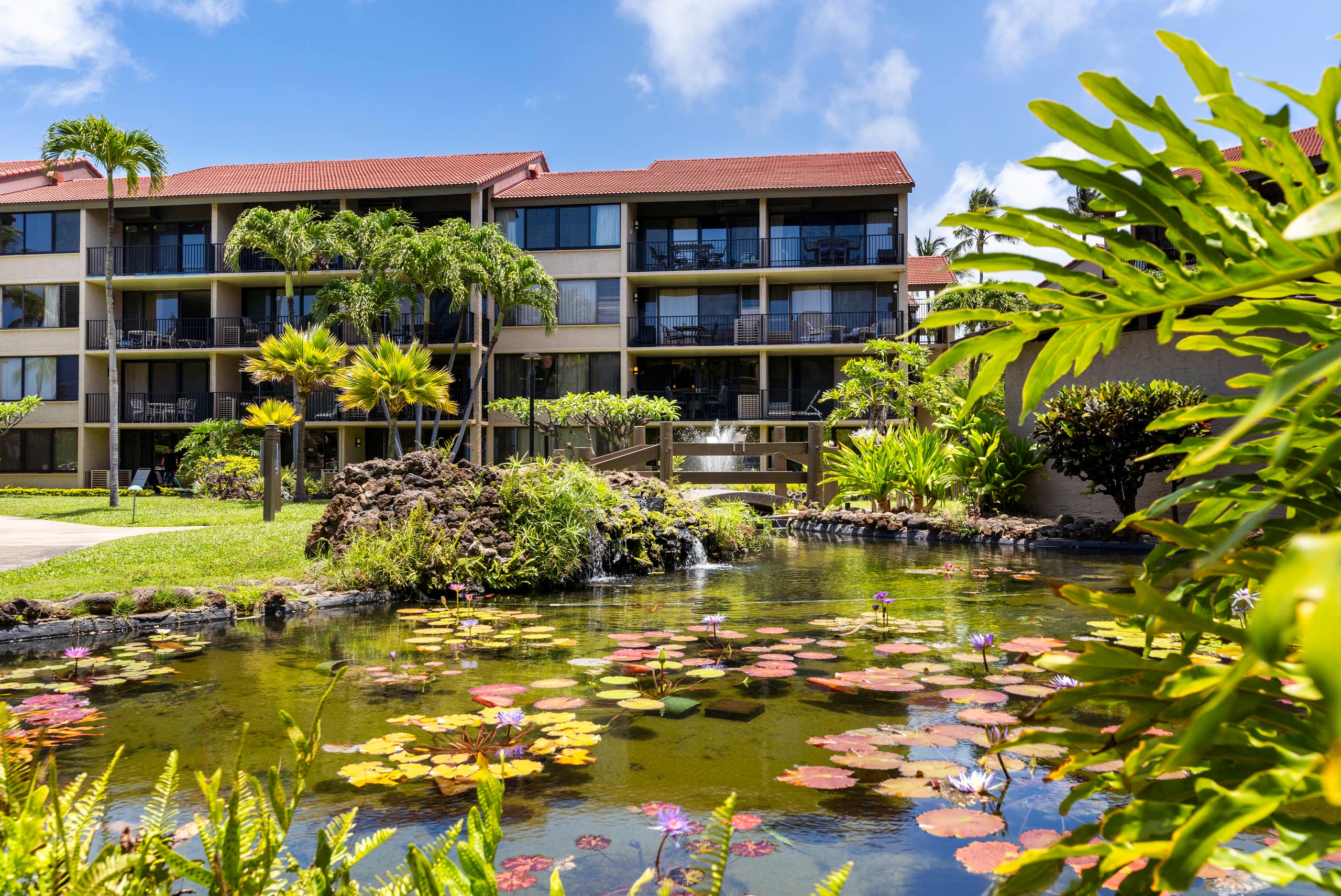 Condo in Lahaina · ★4.88 · 3 bedrooms · 5 beds · 2 baths - Image 40