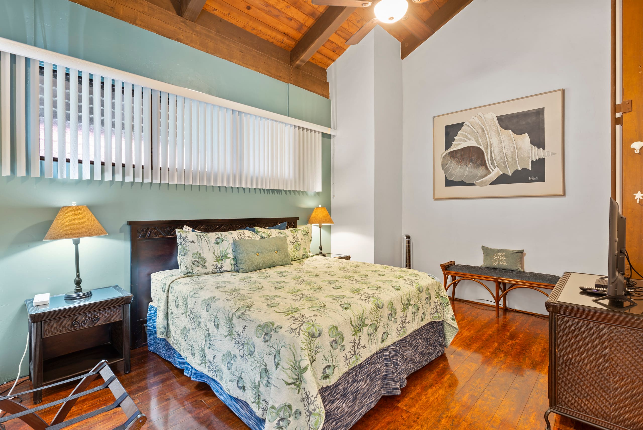 Condo in Lahaina · ★4.88 · 3 bedrooms · 5 beds · 2 baths - Image 19