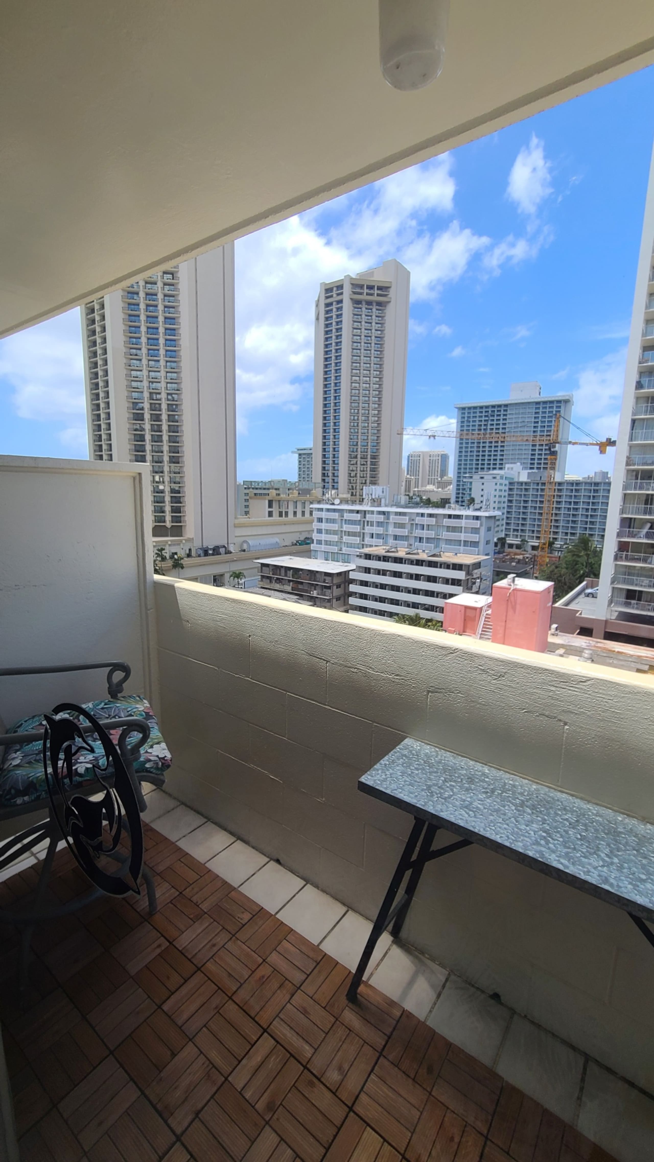 Condo in Honolulu · ★4.79 · Studio · 2 beds · 1 private bath - Image 36
