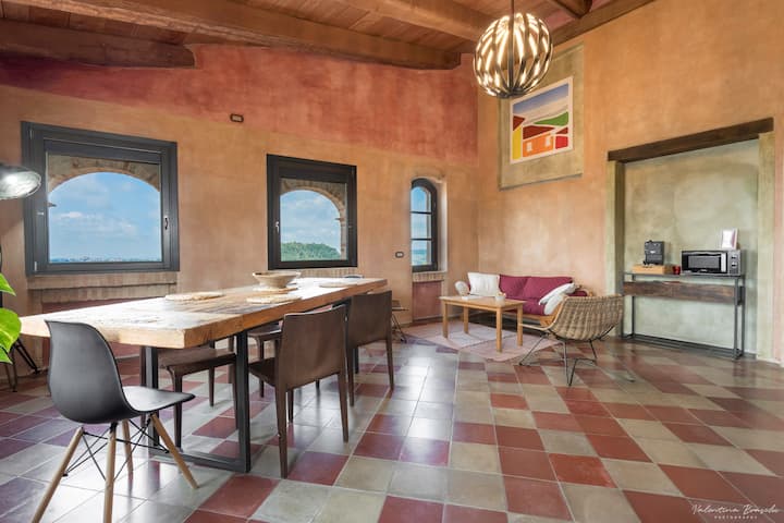 La Piazza d'Assi Suite in Palazzo d'Assi, Langhe