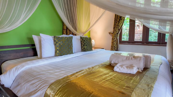 ห้องนอนสีเขียว