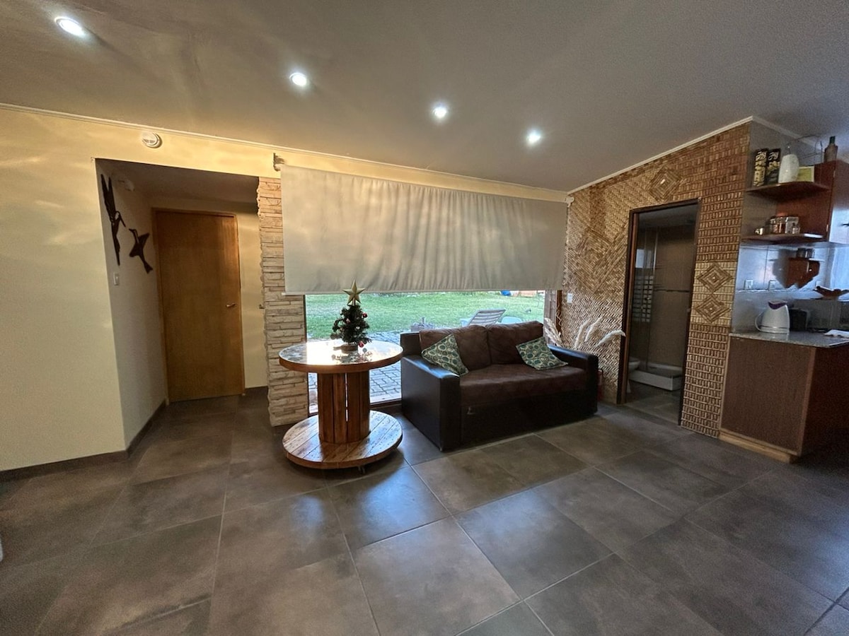 Top performing Airbnb: Modern apartment, style and unique comfort. in Dina Huapi
