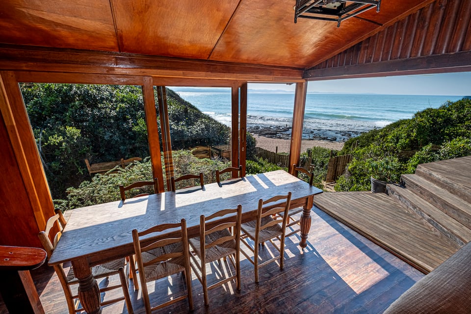 The Shack, above the Supertubes surf break, Jeffreys Bay, Eastern Cape, South Africa, photo 5 of 10