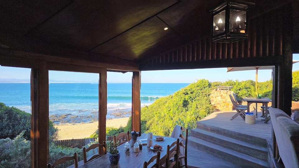 The Shack, above the Supertubes surf break, Jeffreys Bay, Eastern Cape, South Africa, photo 1 of 10
