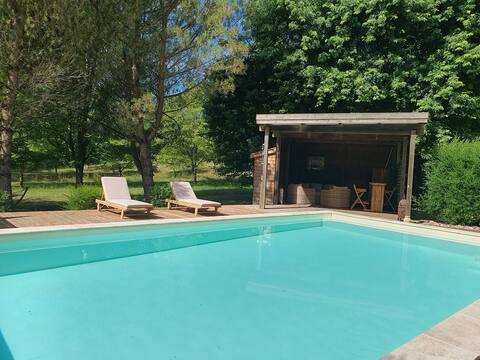 Wooden villa with private pool