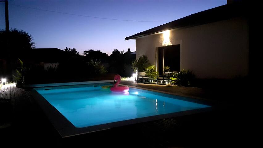 Maison de vacances, piscine et cuisine extérieure gallery image 3