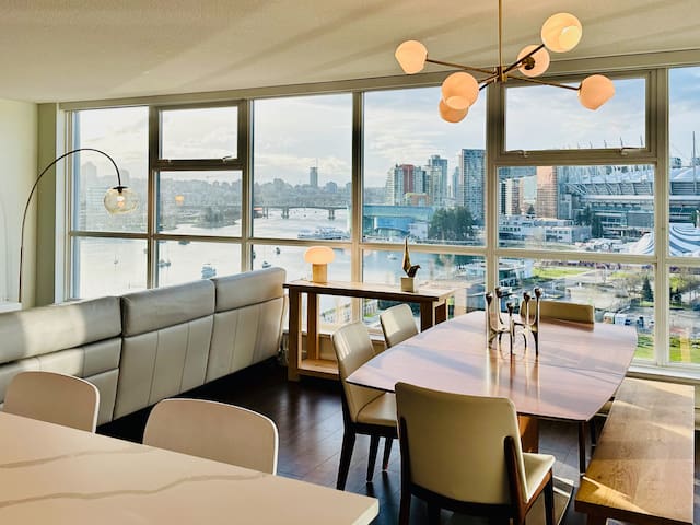 270° panoramic Water VIEW Luxury 3 Beds