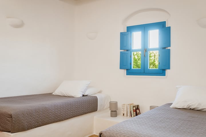 غرفة النوم 2